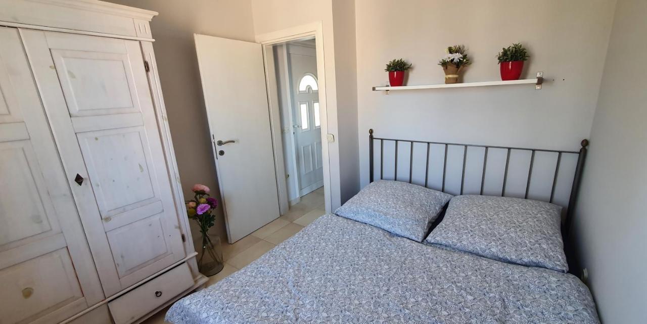 Apartments Ruzic Njivice Bilik gambar