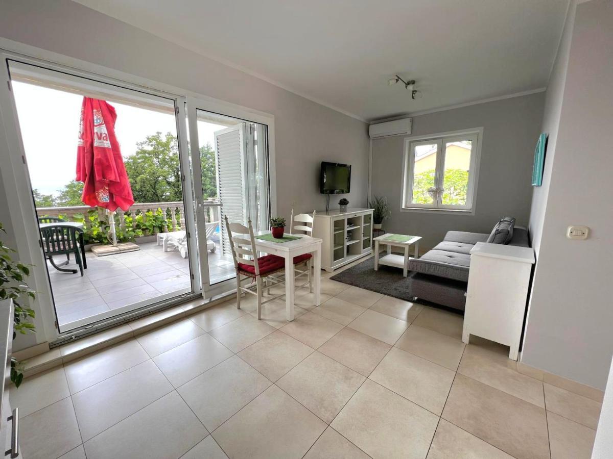 Apartments Ruzic Njivice Luaran gambar