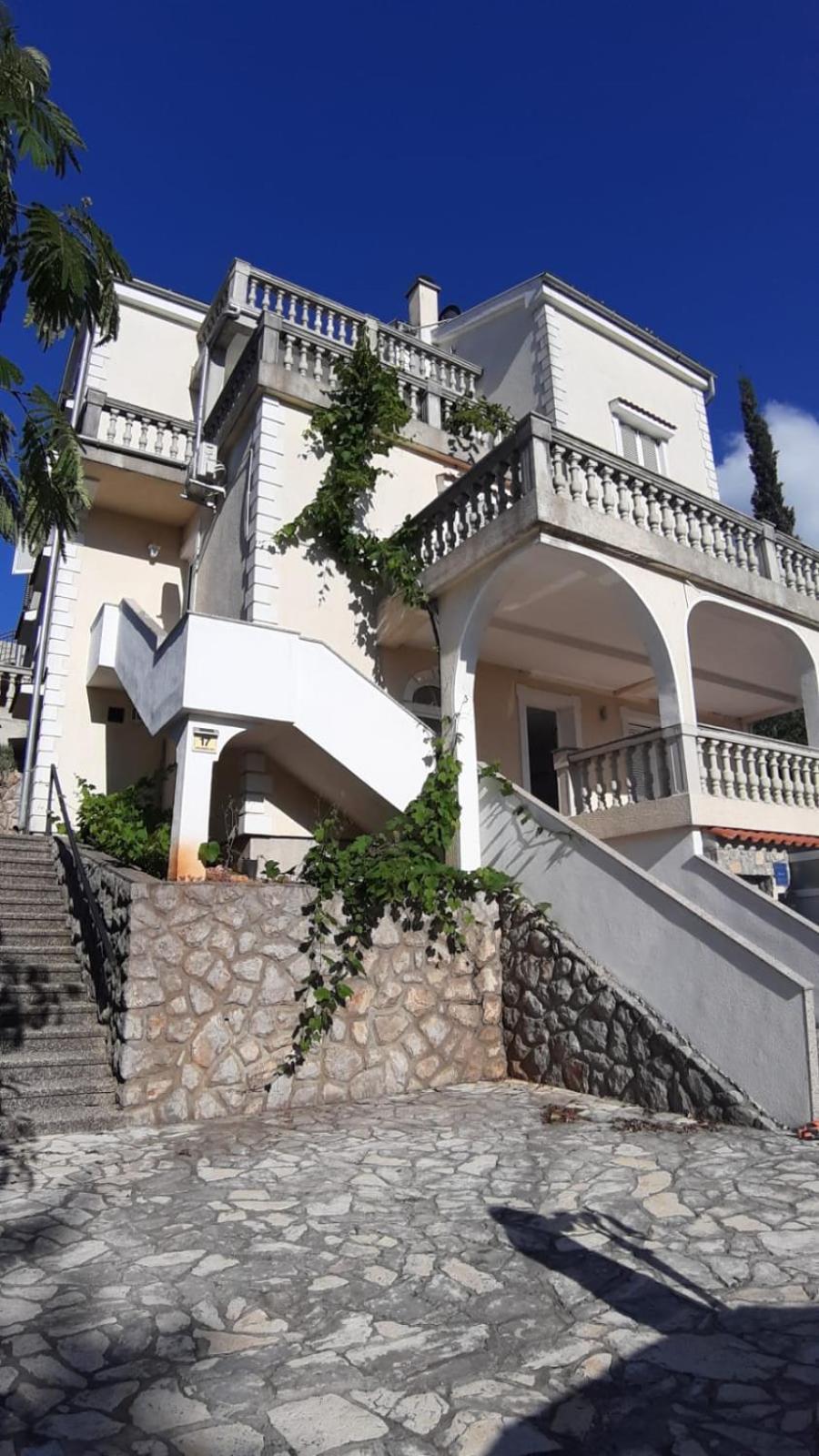 Apartments Ruzic Njivice Bilik gambar